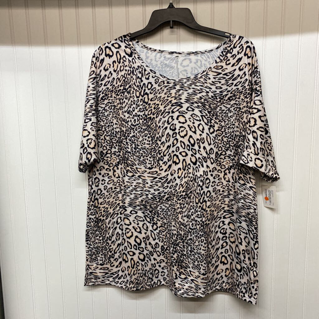 CHEETA PRINT TOP