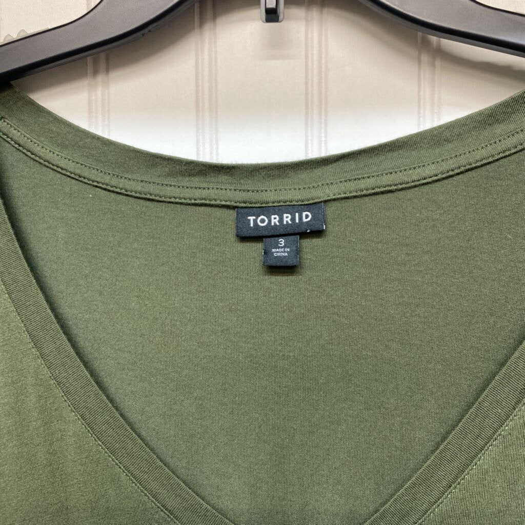 OLIVE BASIC SHIRT