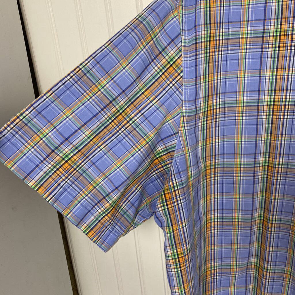 PLAID BUTTON DOWN