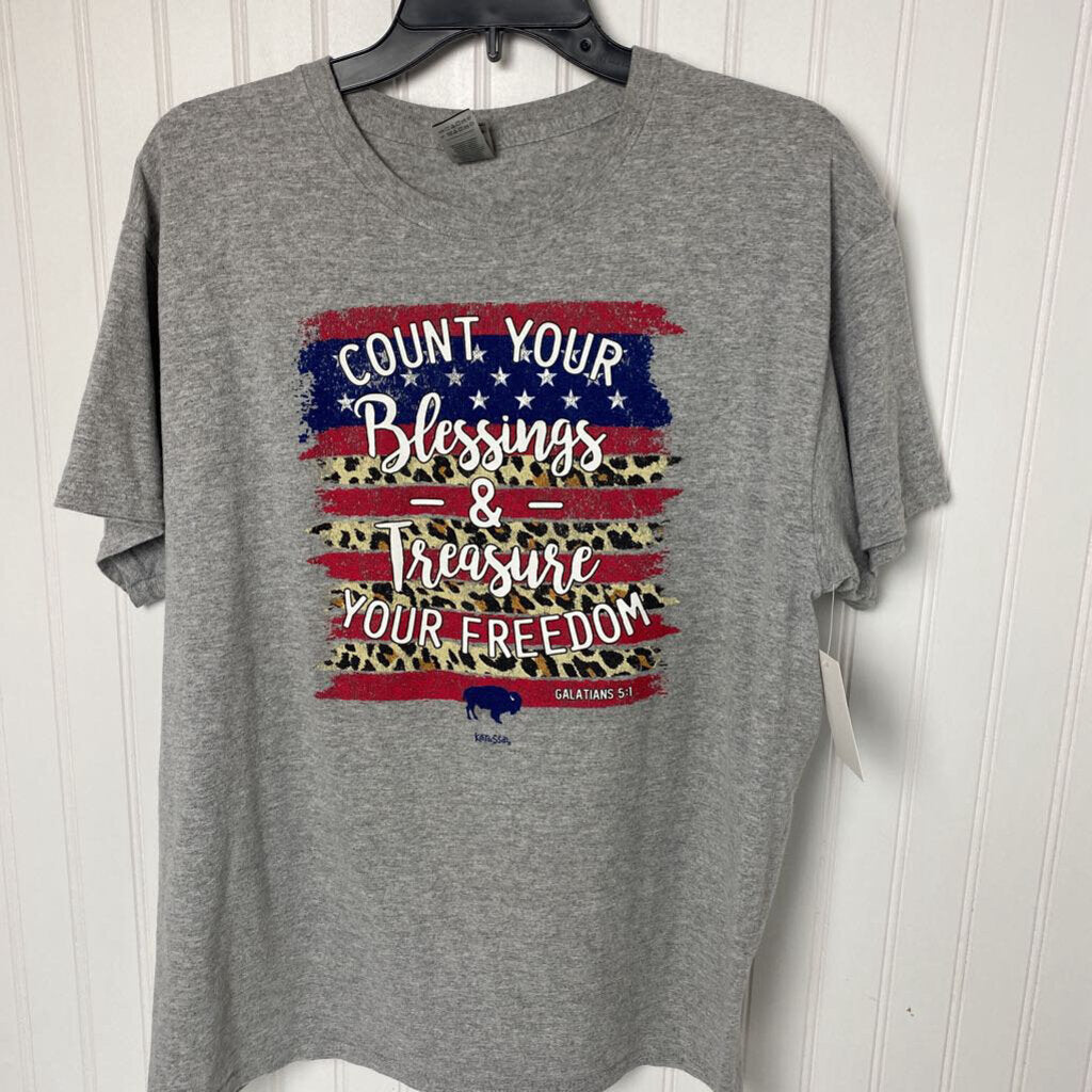 PATRIOTIC GRAPHIC TEE