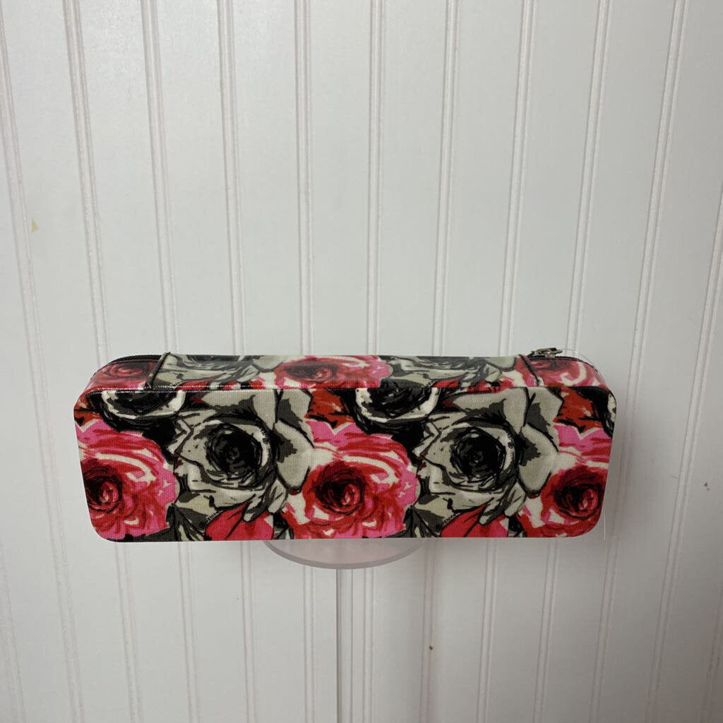 JEWELRY HOLDER