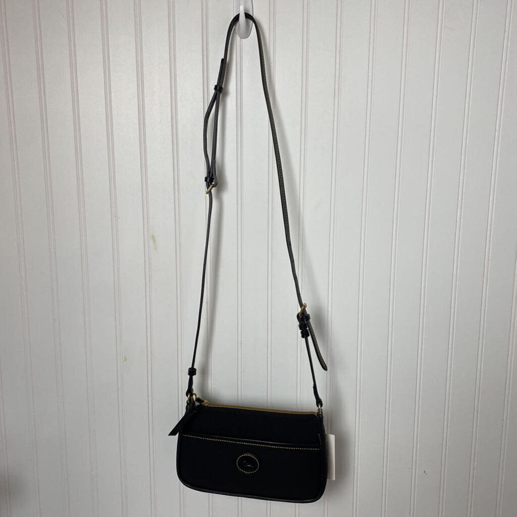 CROSSBODY