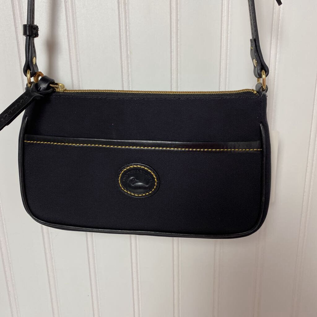 CROSSBODY