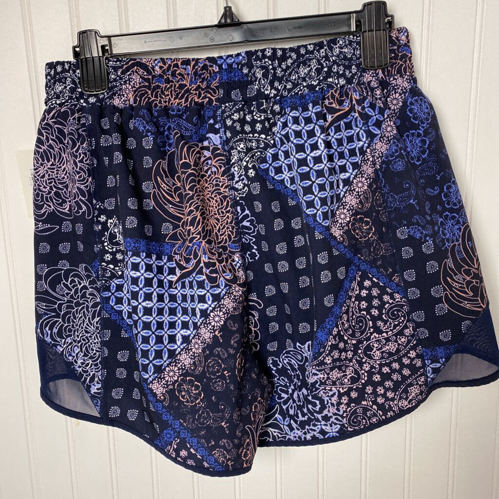 ELASTIC WAIST SHORTS