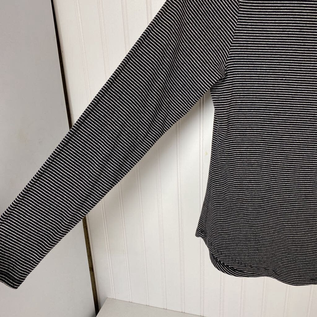 RIBBED LONG SLEEVED TOP