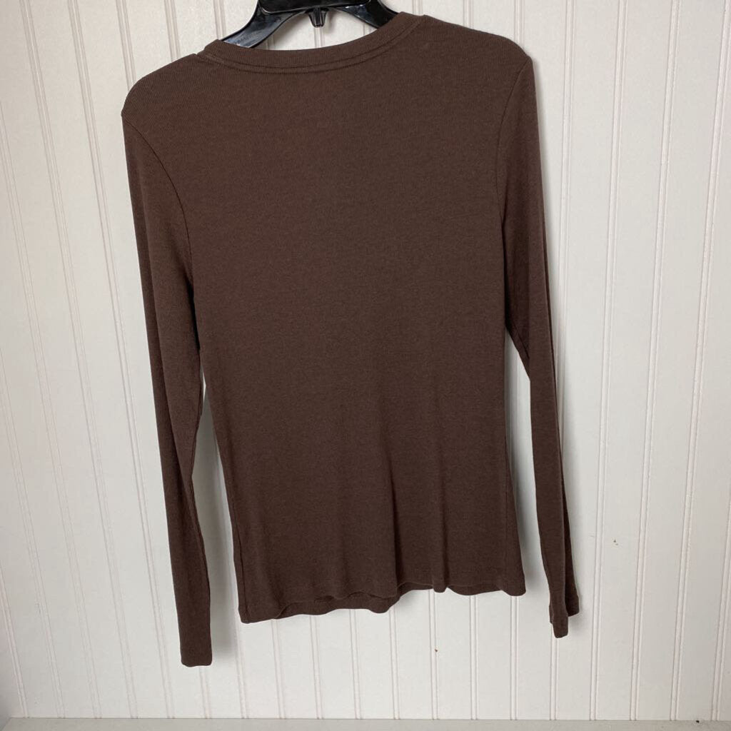 RIBBED LONG SLEEVED TOP
