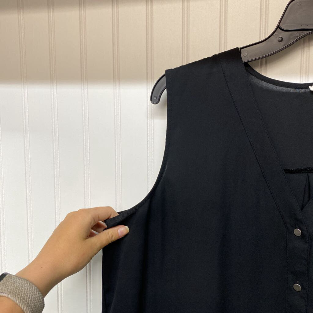 SLEEVELESS SHEER TOP