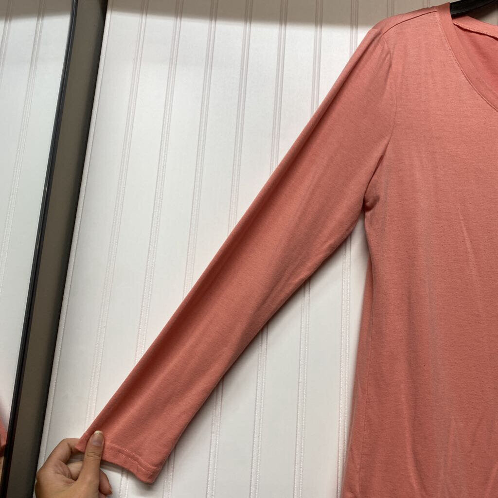 LONG SLEEVE T SHIRT