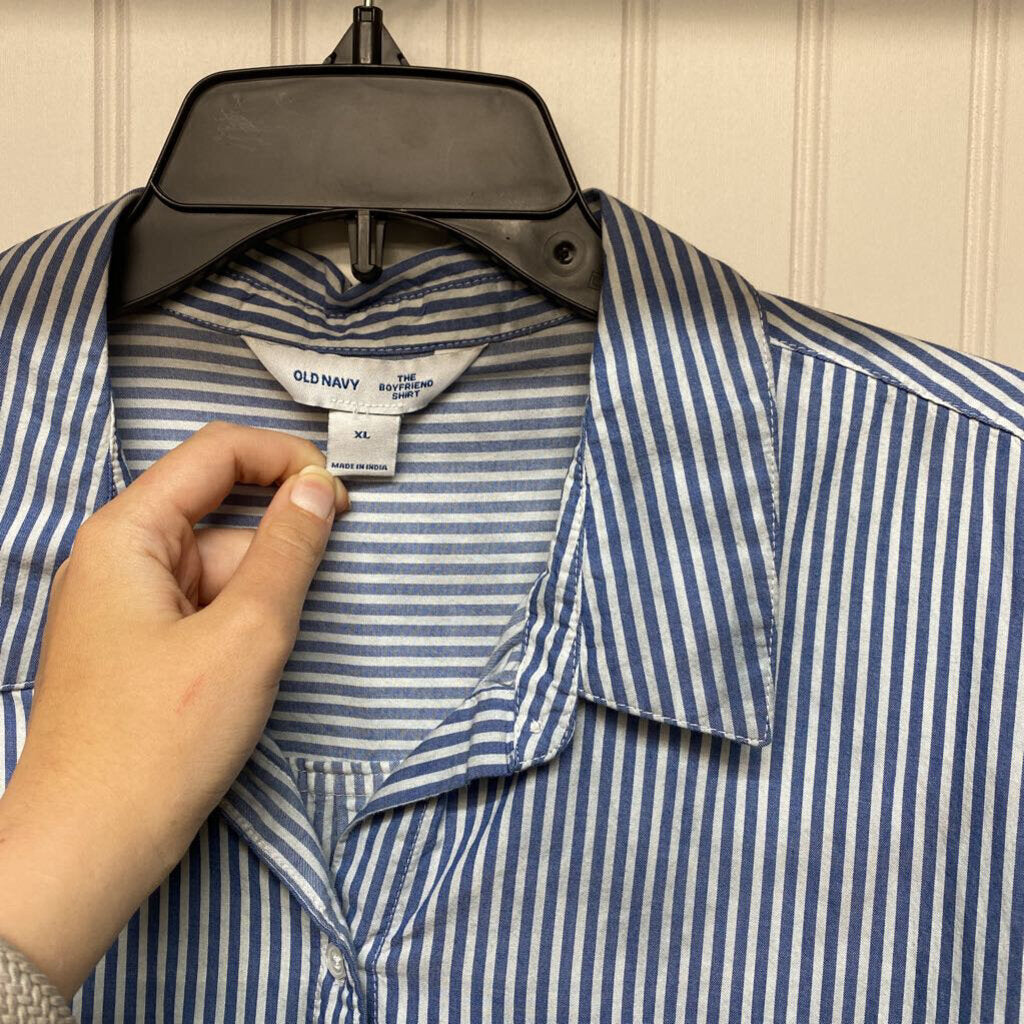 LONG SLEEVE BUTTON UP