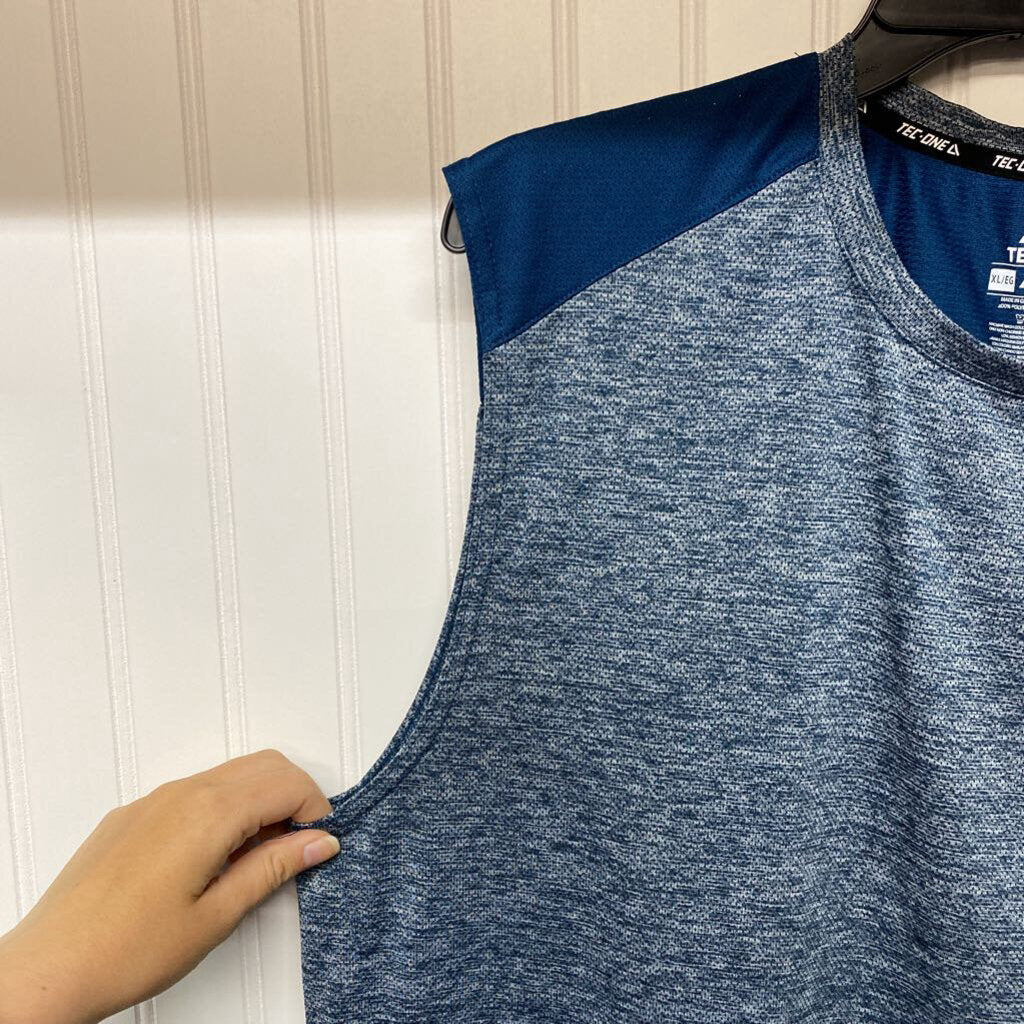 MENS SLEEVELESS ATHLETIC SHIRT