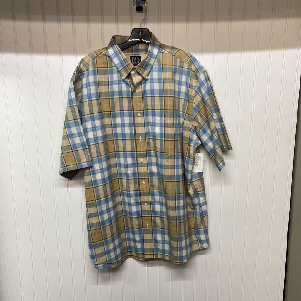 SHORT SLEEVED BUTTON DOWN