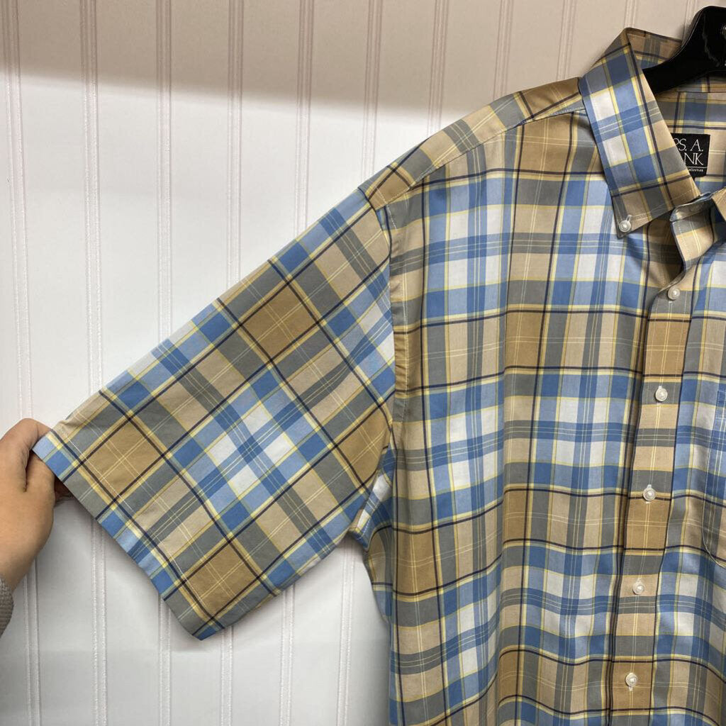 SHORT SLEEVED BUTTON DOWN