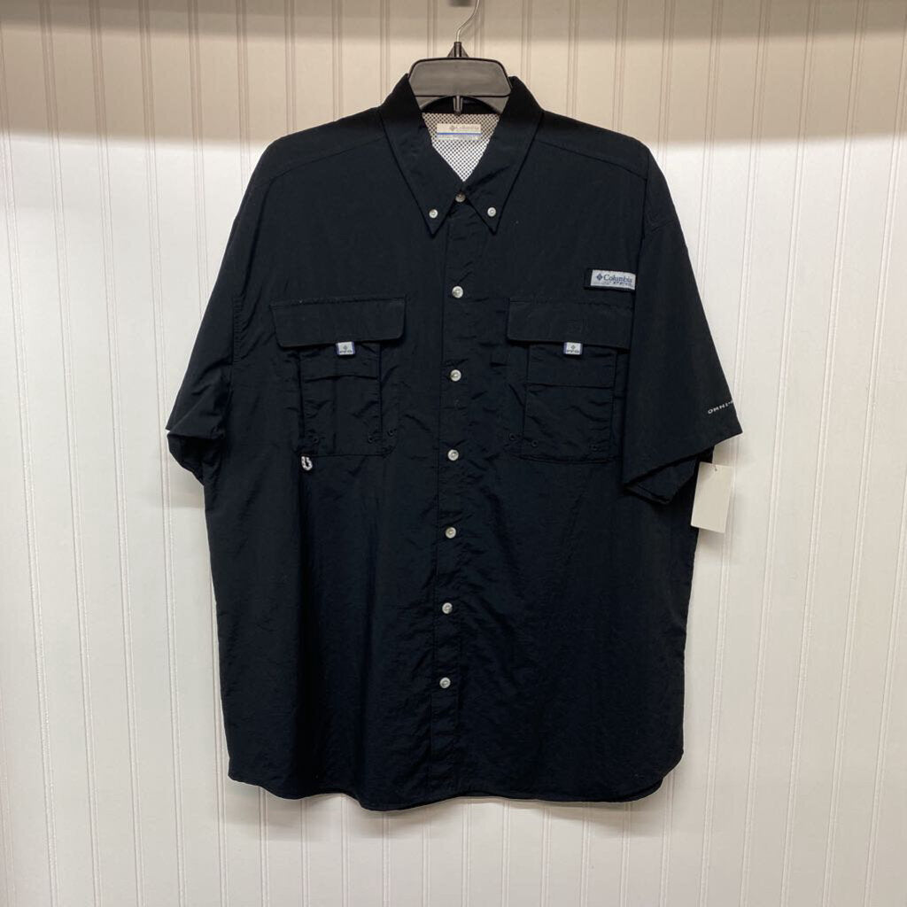 SHORT SLEEVED BUTTON DOWN