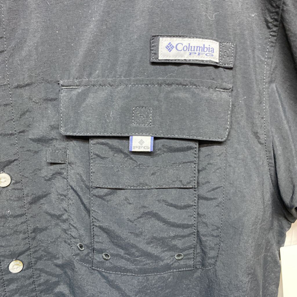 SHORT SLEEVED BUTTON DOWN