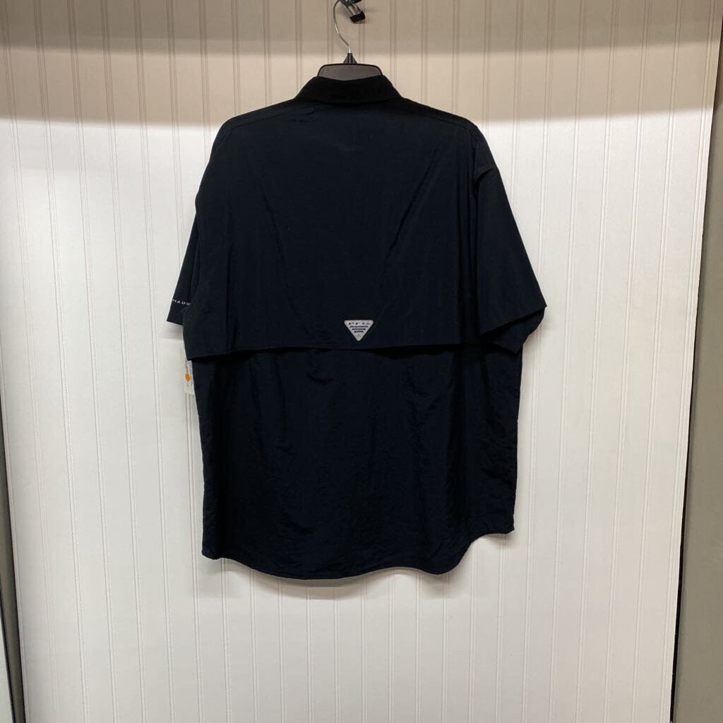 SHORT SLEEVED BUTTON DOWN
