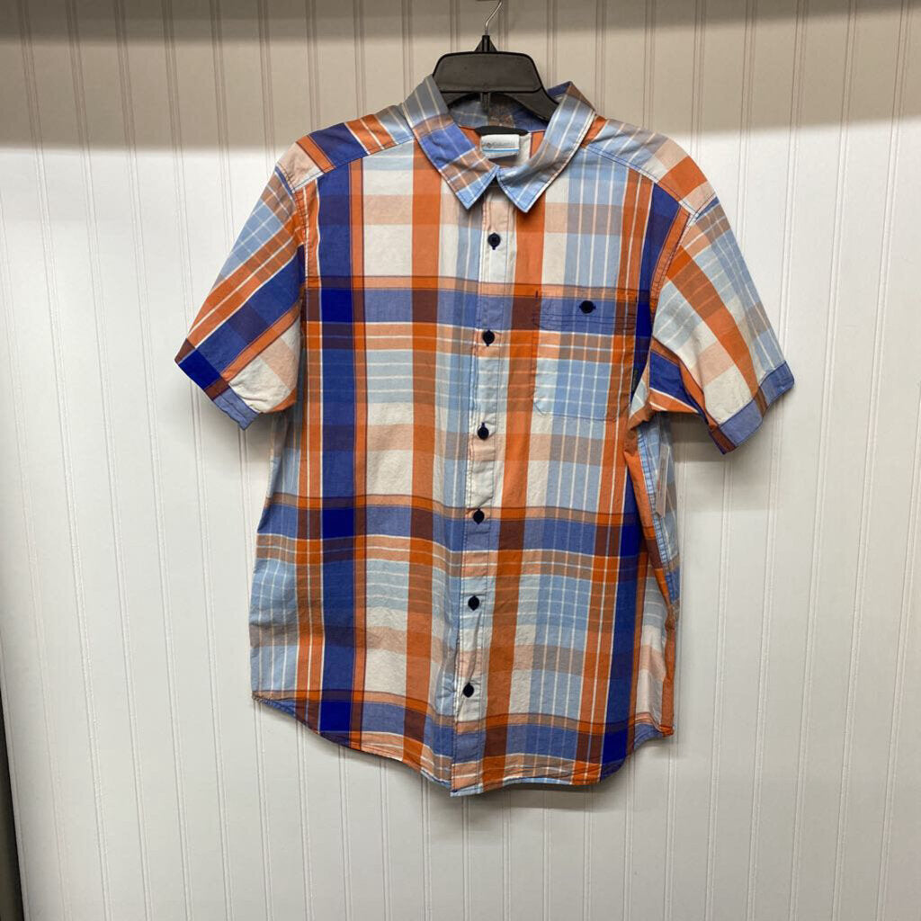 SHORT SLEEVED BUTTON DOWN