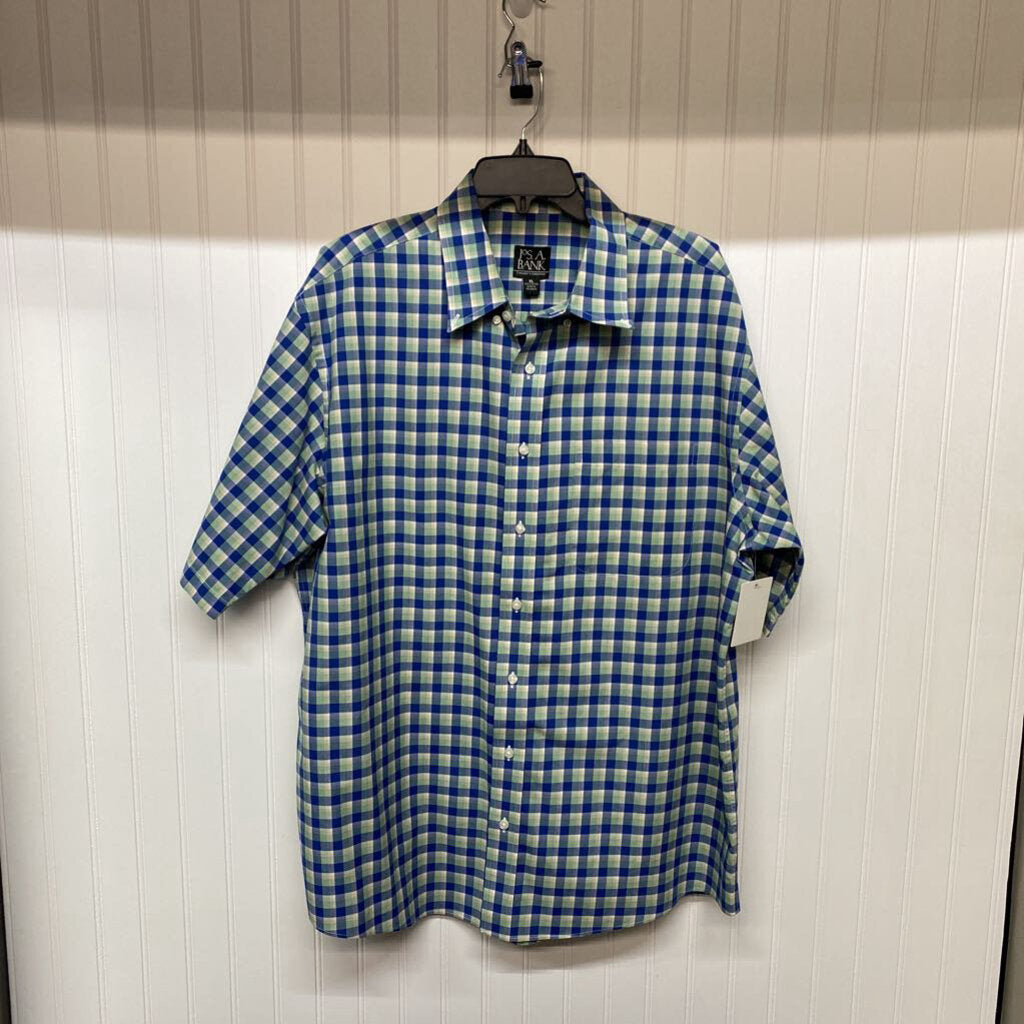 SHORT SLEEVED BUTTON DOWN