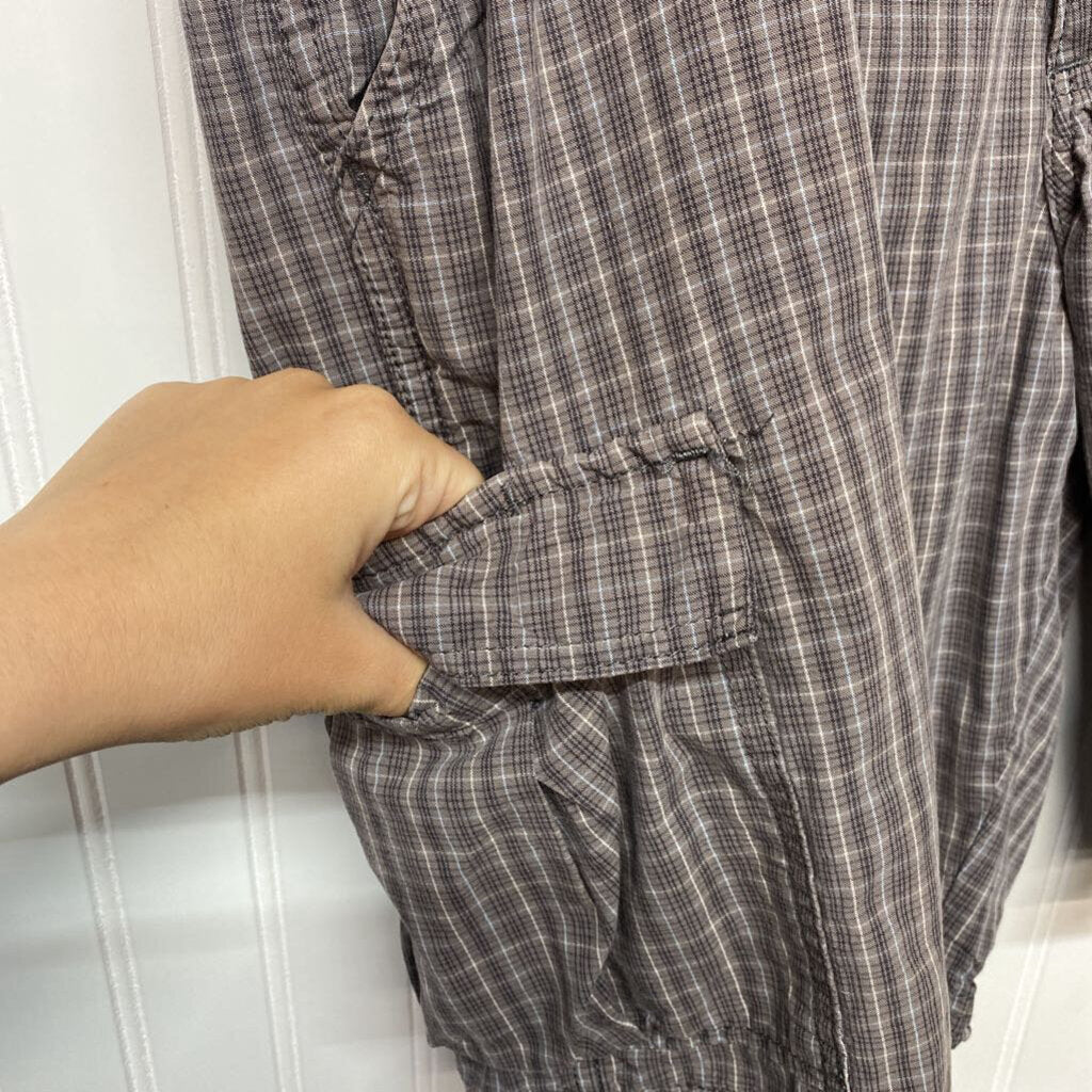 PLAID CARGO SHORTS