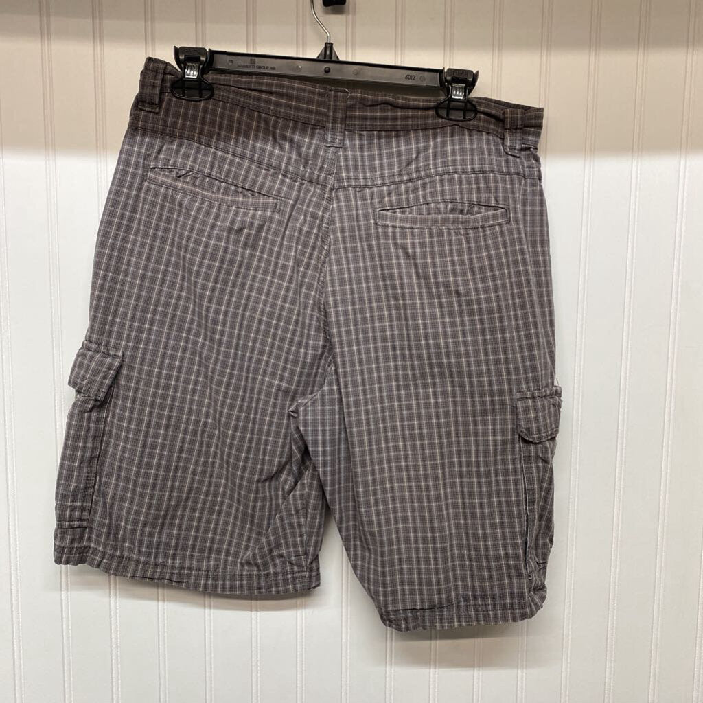 PLAID CARGO SHORTS