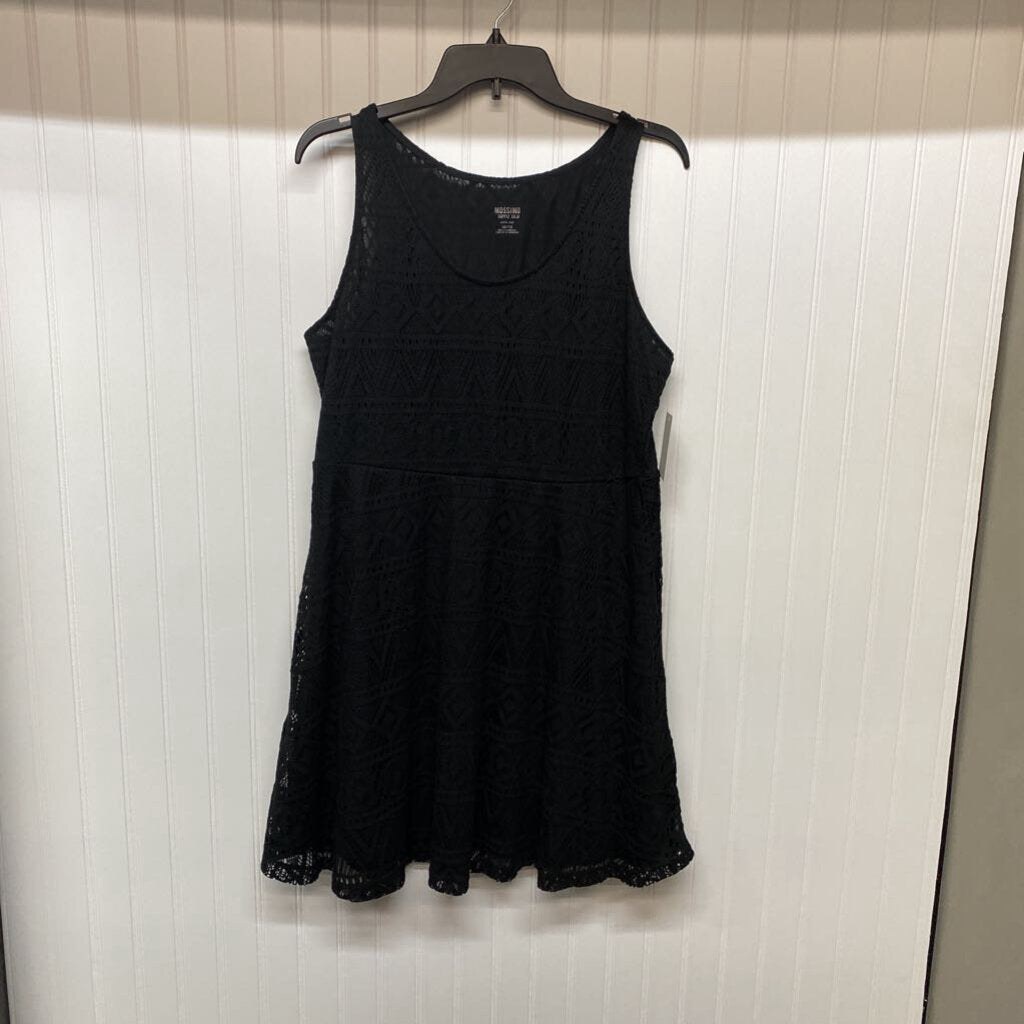 SLEEVELESS SHORT DRESS