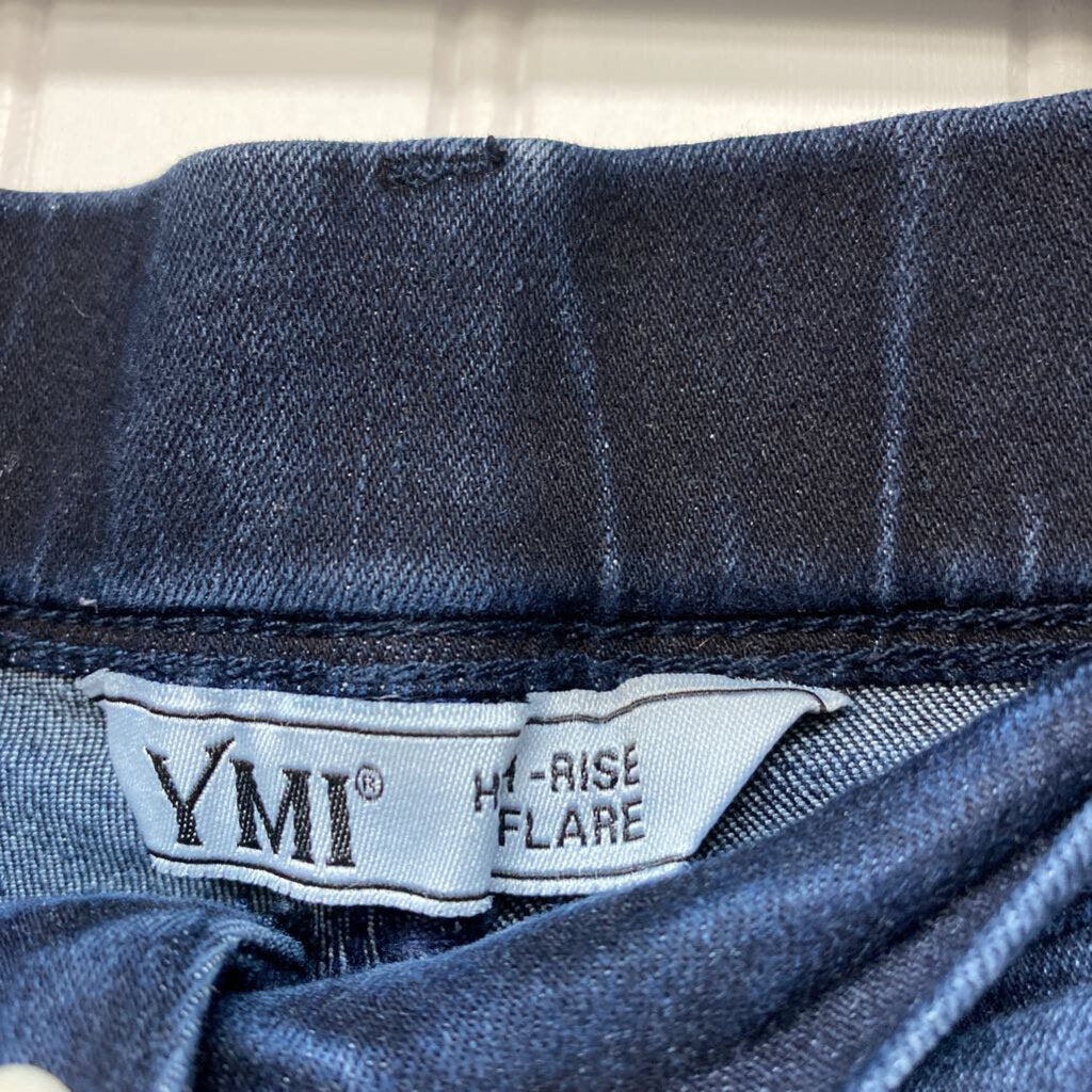 FLARED JEANS