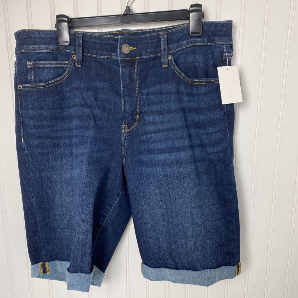 LADIES BERMUDA SHORTS