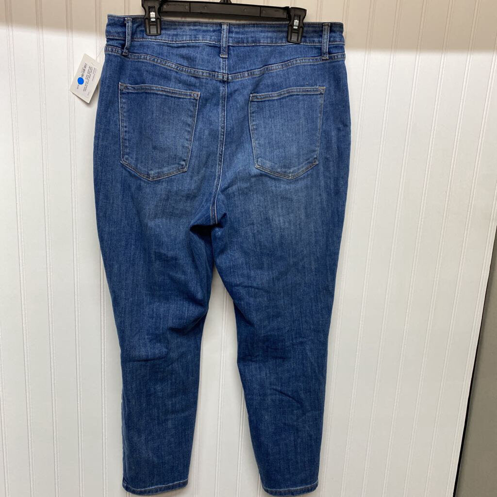 HIGH RISE SKINNY JEANS