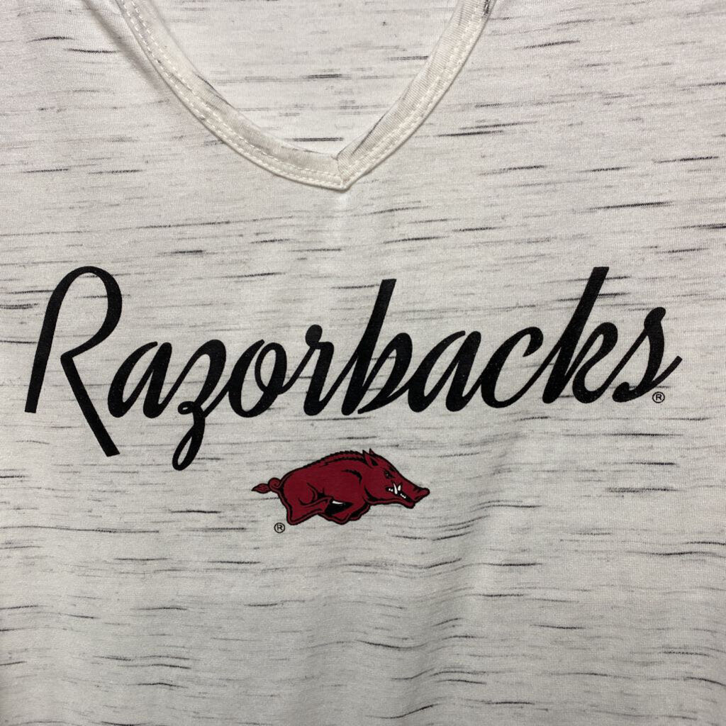 RAZORBACK GRAPHIC TEE