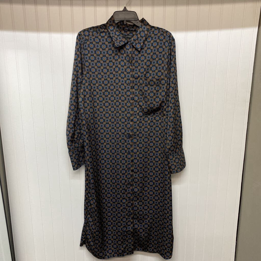 LONG SLEEVED SATIN DRESS