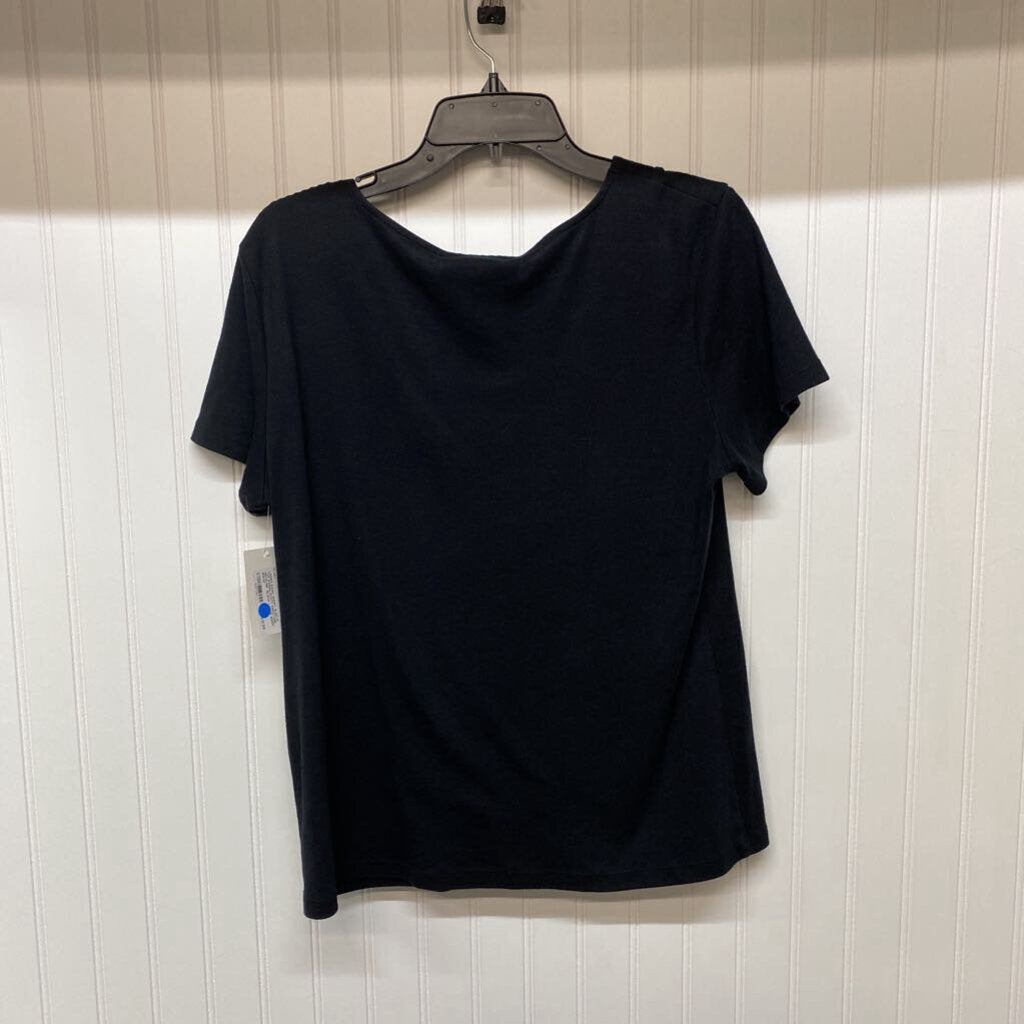 RINESTONE NECKLINE