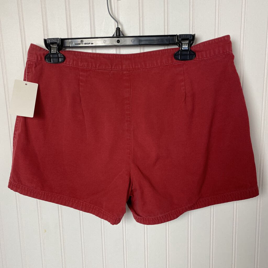 BUTTON POCKET SHORTS