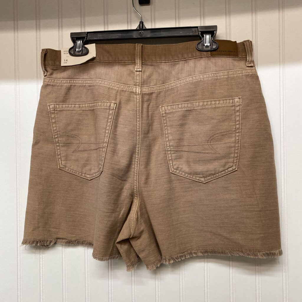 HIGHEST RISE MOM SHORT