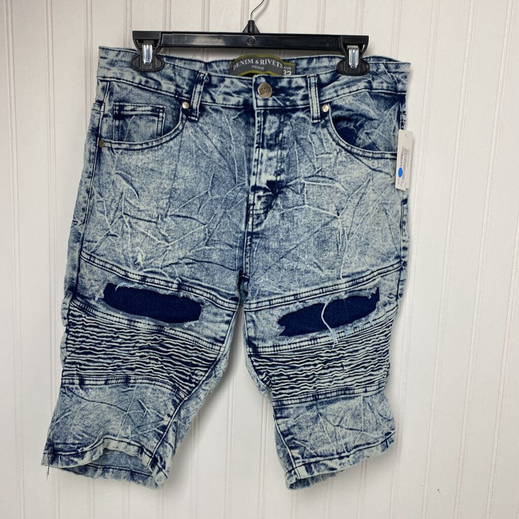 DISTRESSED DENIM SHORTS