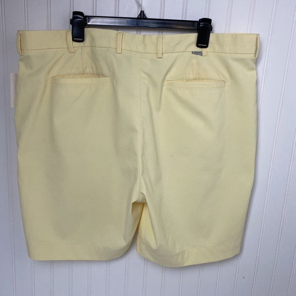 FLAT FRONT GOLF SHORTS