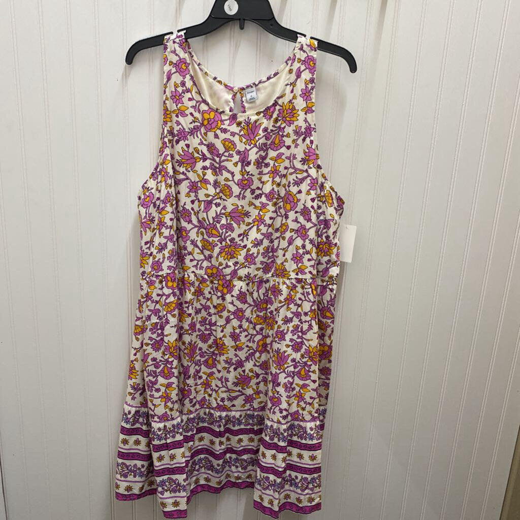 SLEEVLESS DRESS