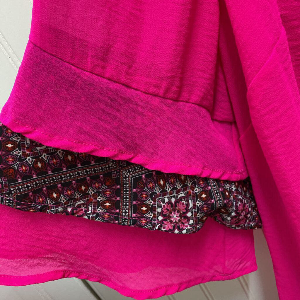 FLOWY SLEEVED TOP