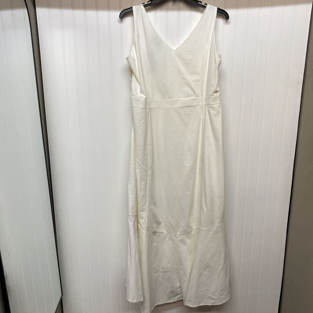 SLEEVLESS BUTTON DOWN DRESS