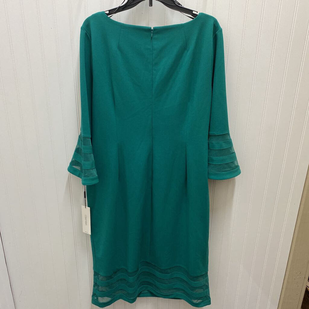 3/4 SLEEVED DRESS