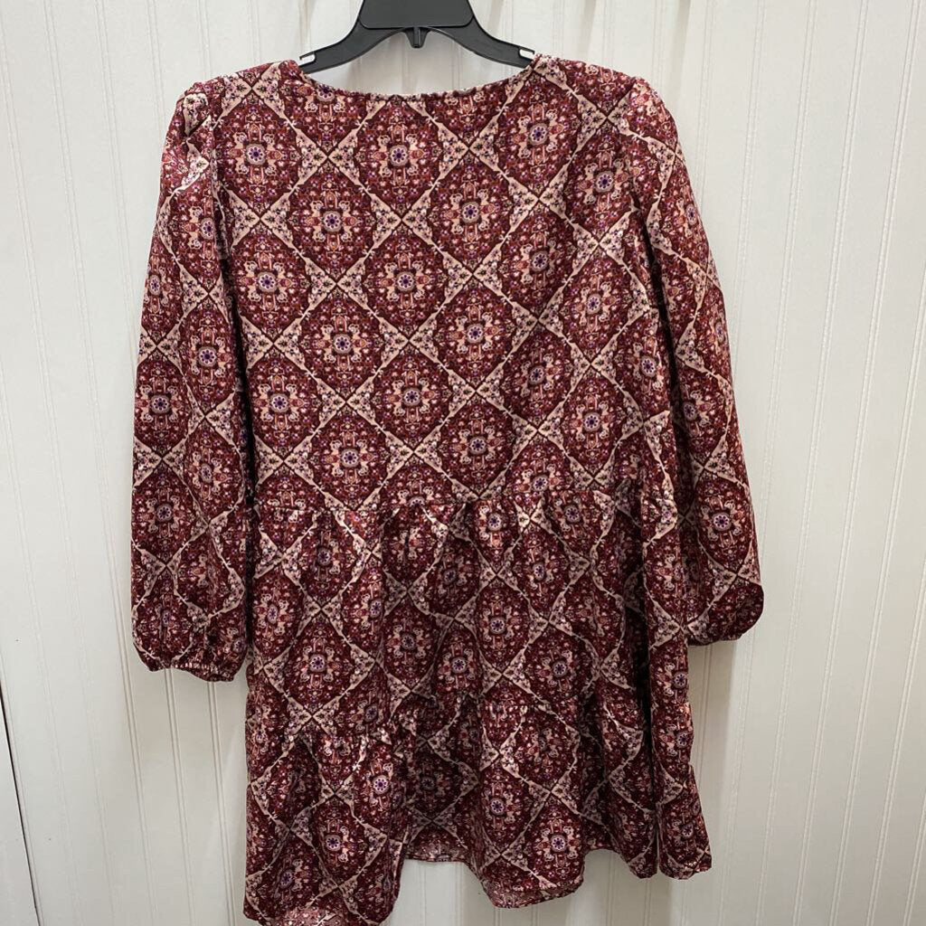 LONG SLEEVED DRESS