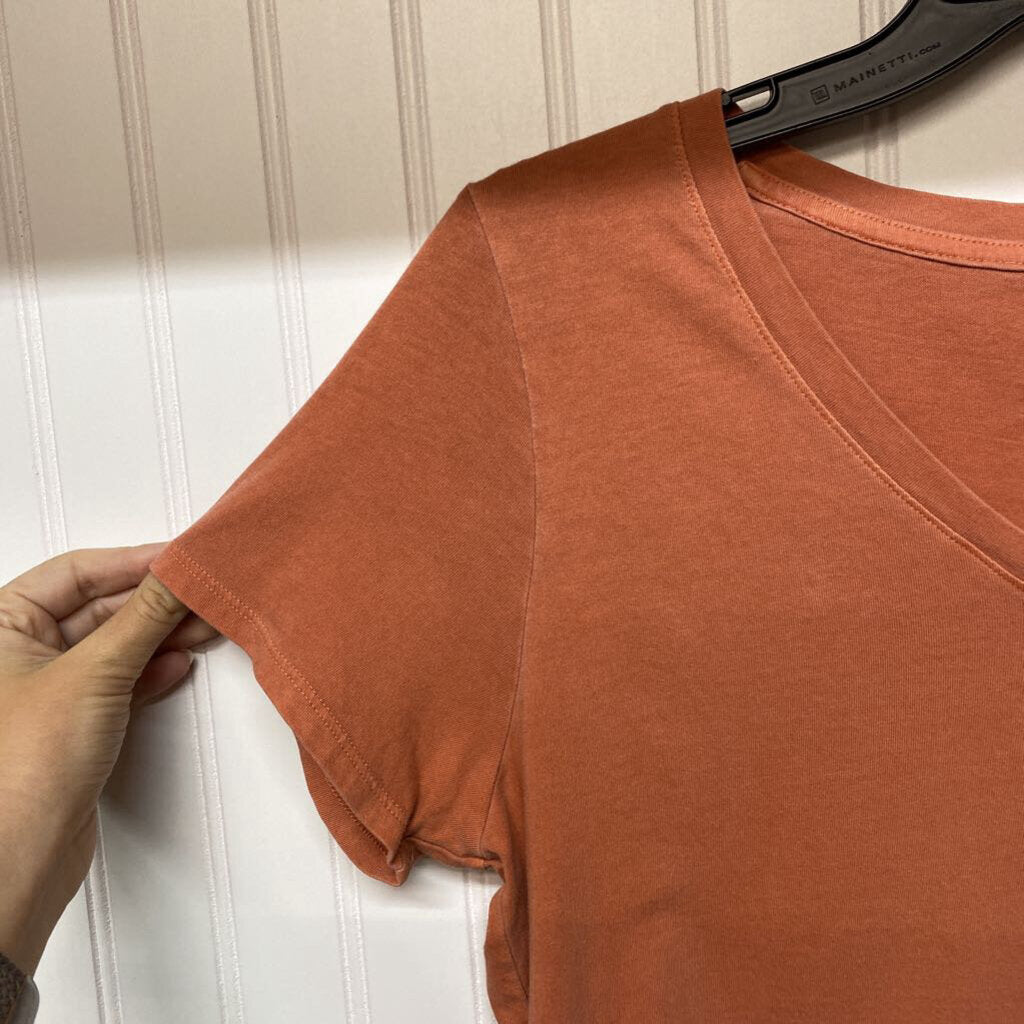 V NECK T SHIRT