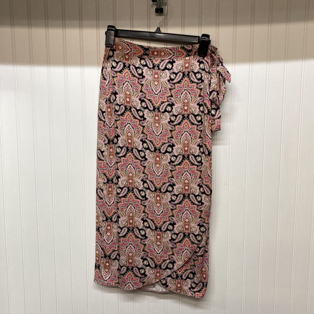 WRAP SKIRT