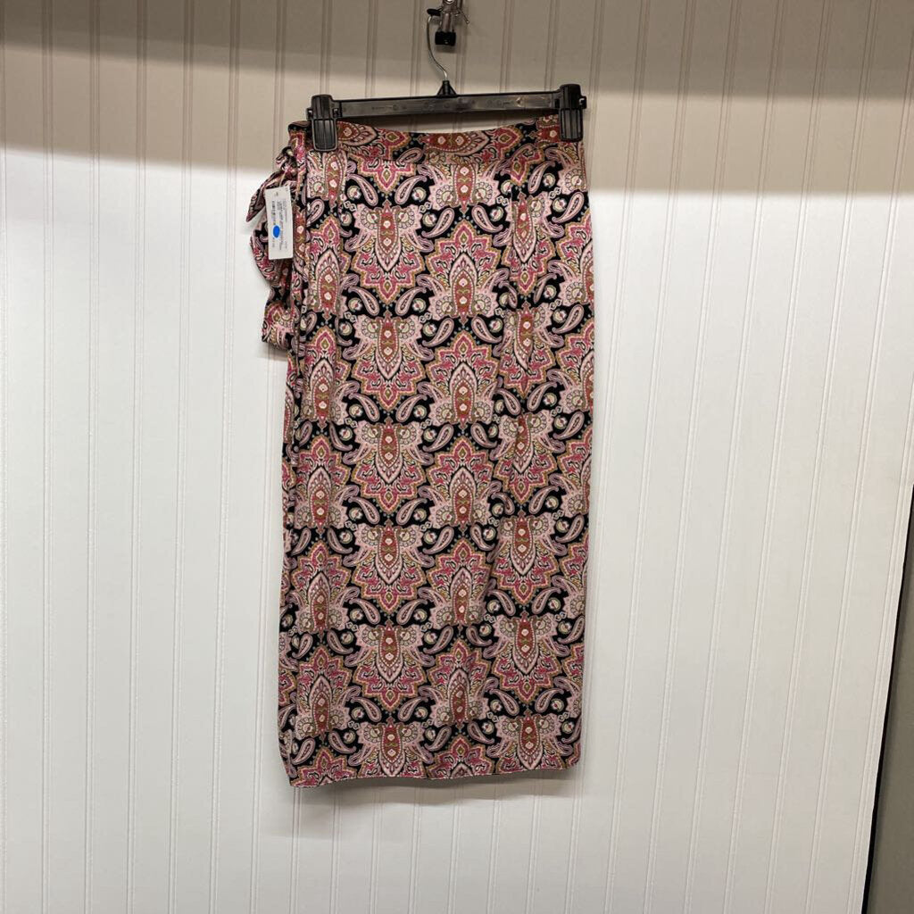 WRAP SKIRT
