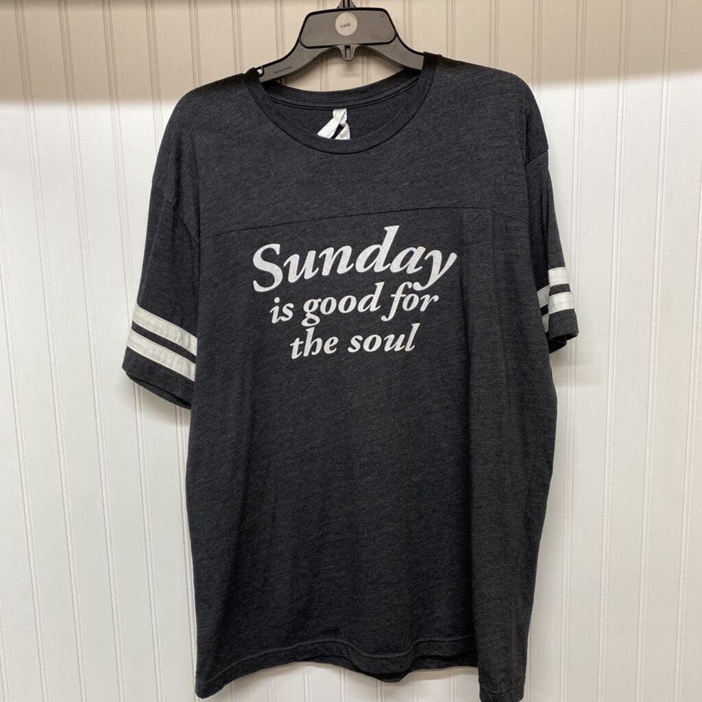 "SUNDAY IS GOOD FOR THE SOUL" GRAPHIC TEE