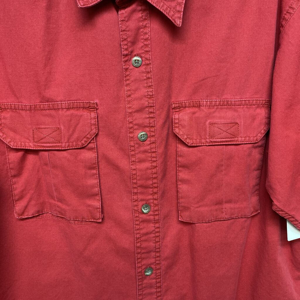 *SHORT SLEEVE BUTTON UP SHIRT