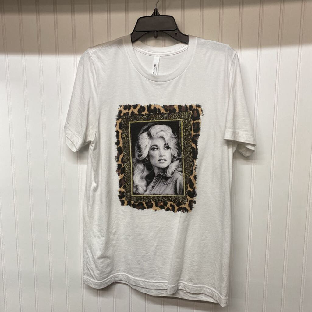 *YOUNG DOLLY PARTON GRAPHIC TEE