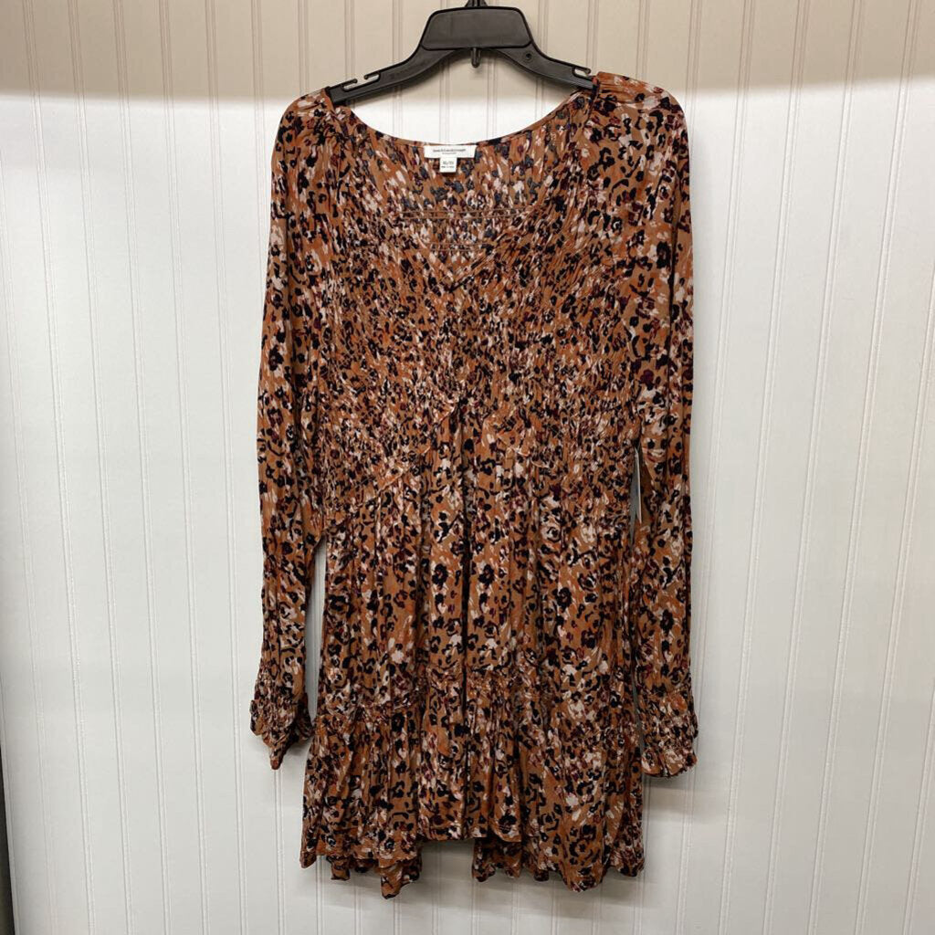 MID LENGTH LONG SLEEVE DRESS