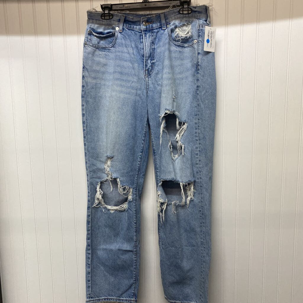 RIPPED DENIM JEANS