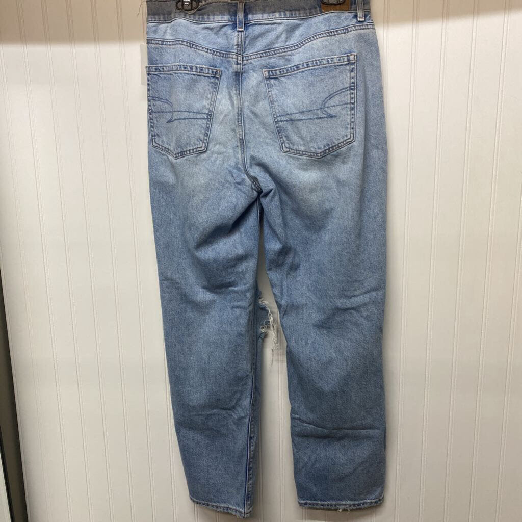 RIPPED DENIM JEANS