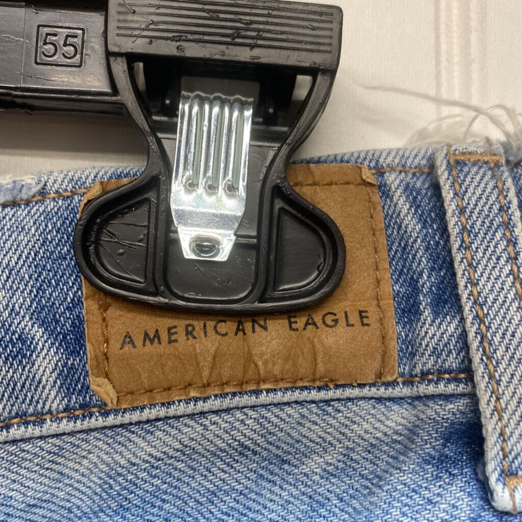 RIPPED DENIM JEANS