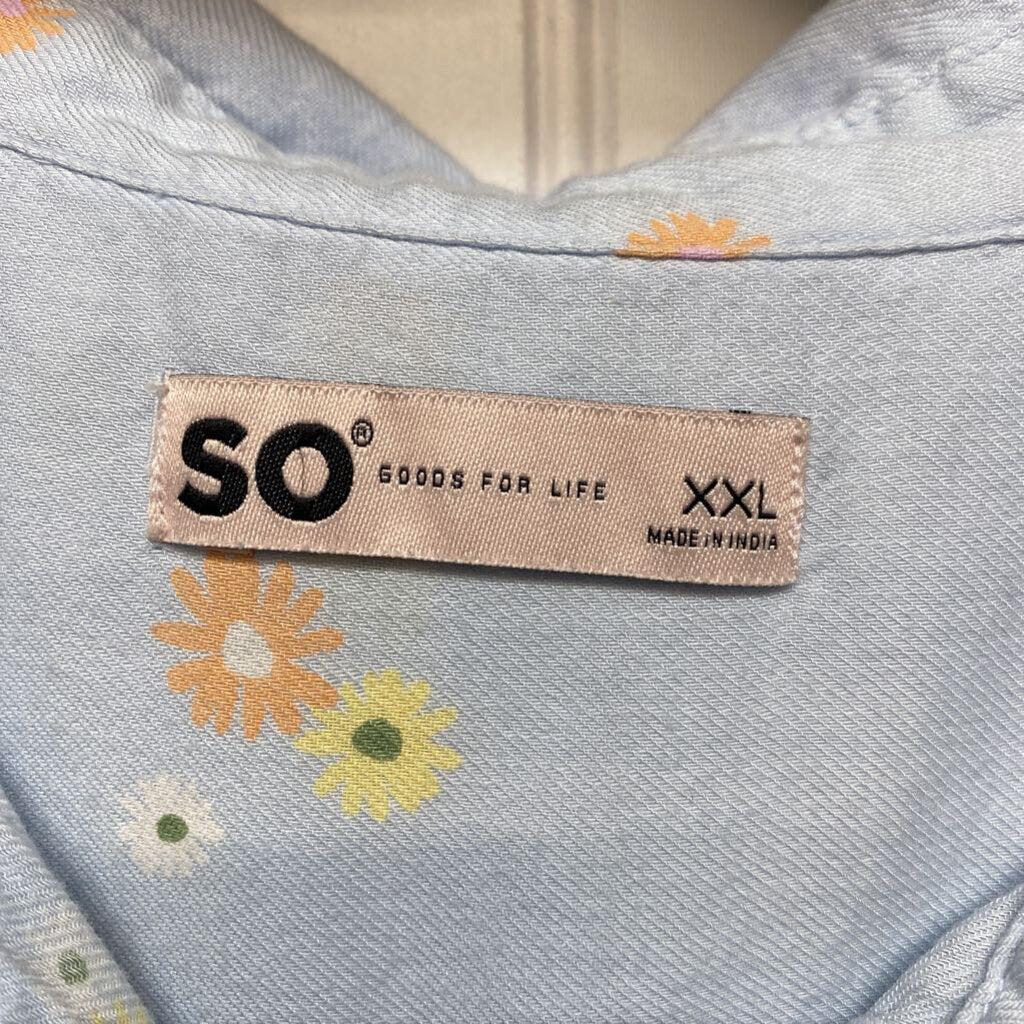 SLEEVELESS BUTTON UP SHIRT